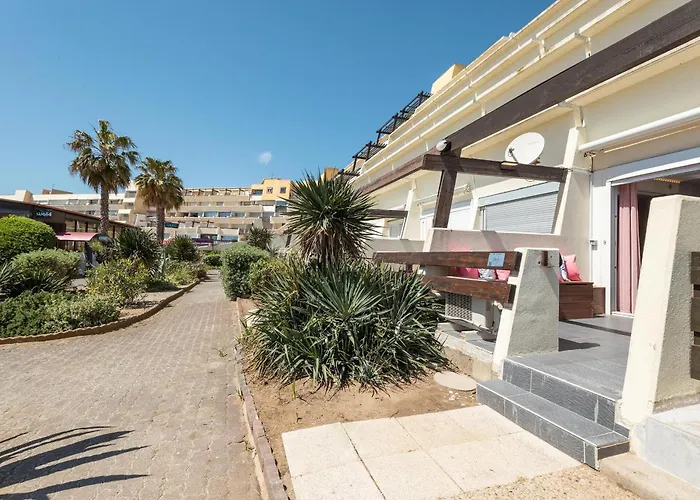 Village Naturiste R4n - Le Honi Port Nature Luxe * Agde