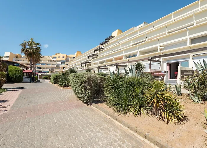 Village Naturiste R4n - Le Honi Port Nature Luxe